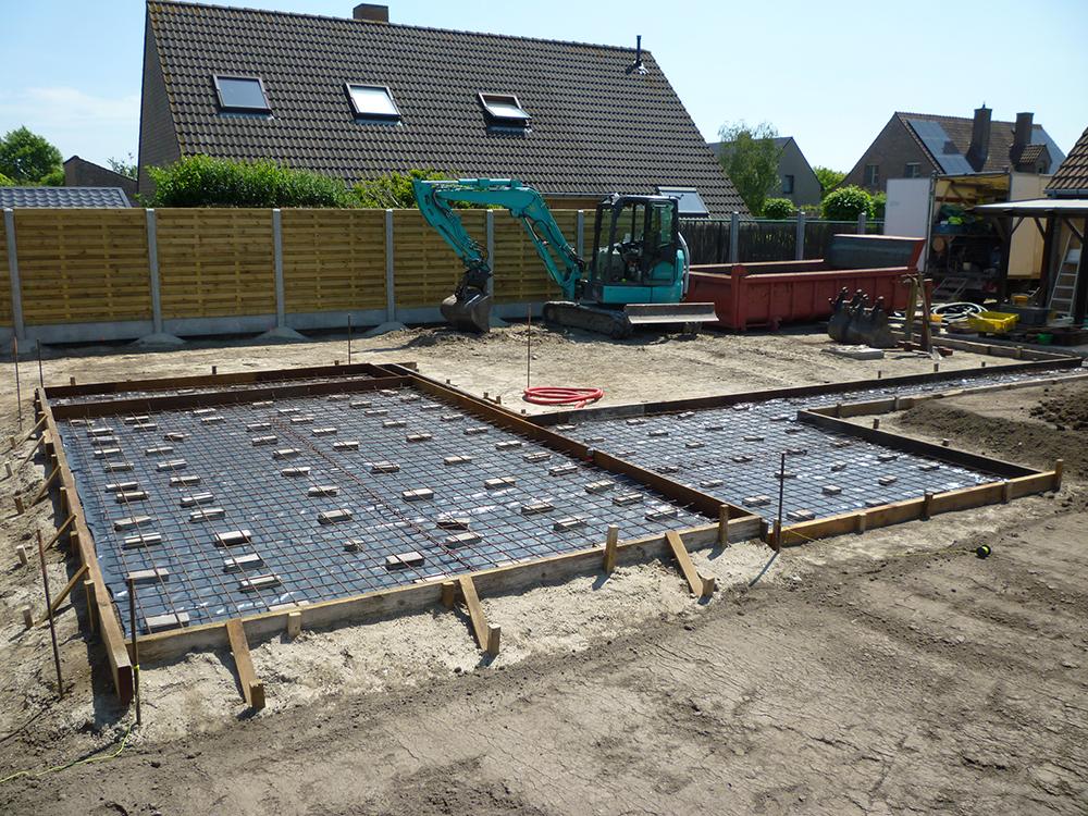 aanleg betonplateau tuinhuis - terras & pad